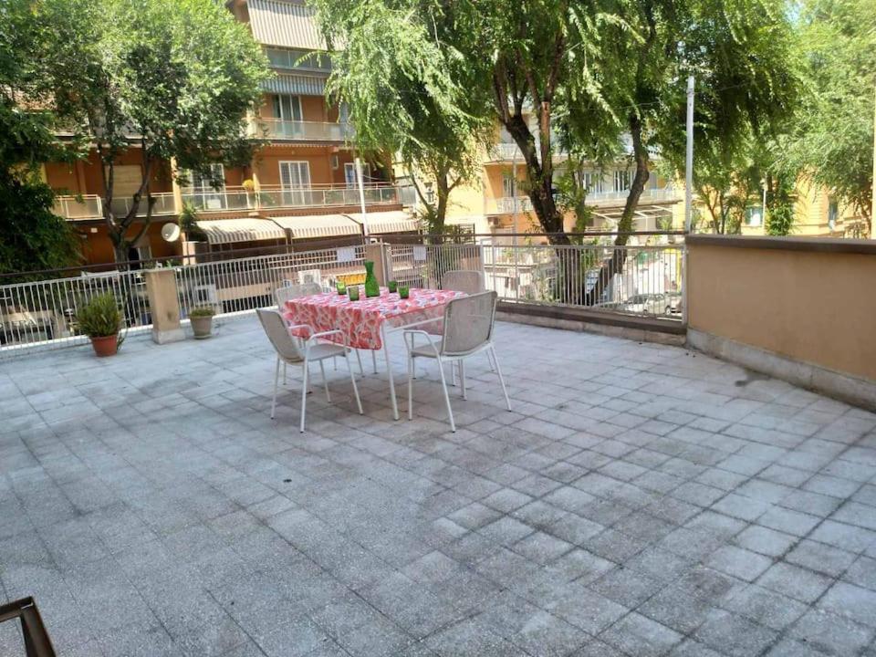 44Oz Apartment With Terrace In Monteverde Рим Экстерьер фото